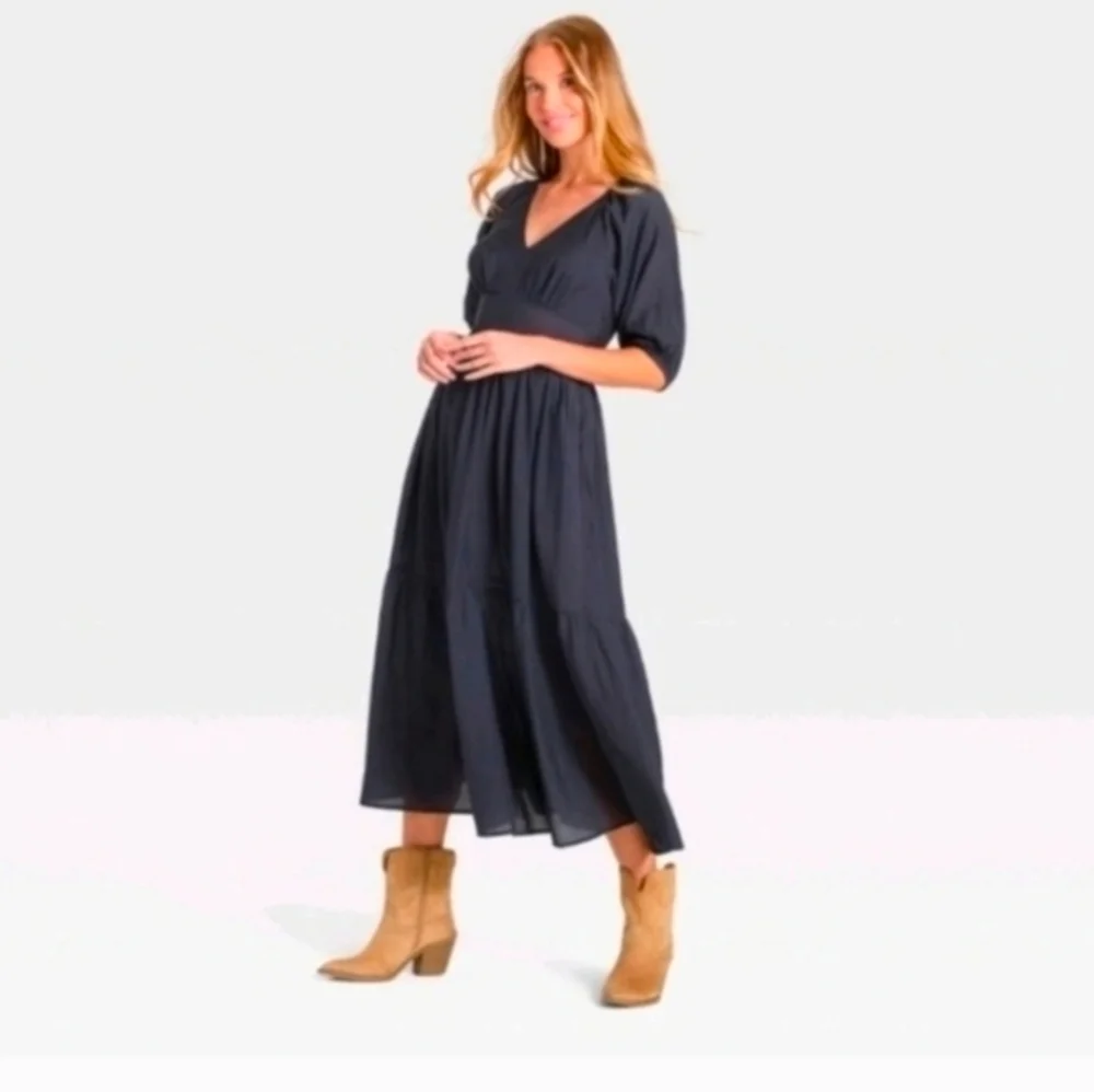 Universal Thread Women's Puff Elbow Sleeve Maxi A-Line Dress With Pockets Navy
